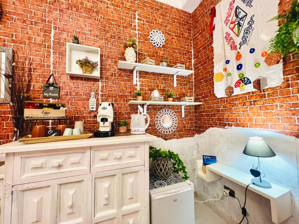 Bed and Breakfast Regina Elena Чинизи Экстерьер фото